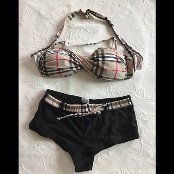 2 Piece Power Flower Swimsuit - Picture 1 of 4